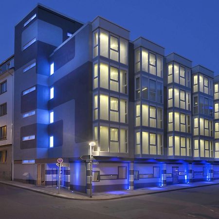 Petul Apart Hotel City Premium Есен Екстериор снимка