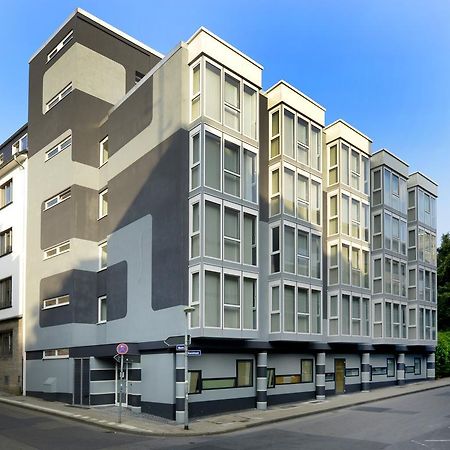 Petul Apart Hotel City Premium Есен Екстериор снимка