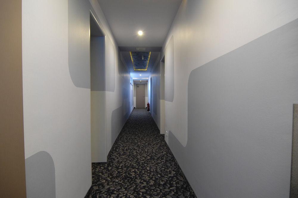 Petul Apart Hotel City Premium Есен Екстериор снимка