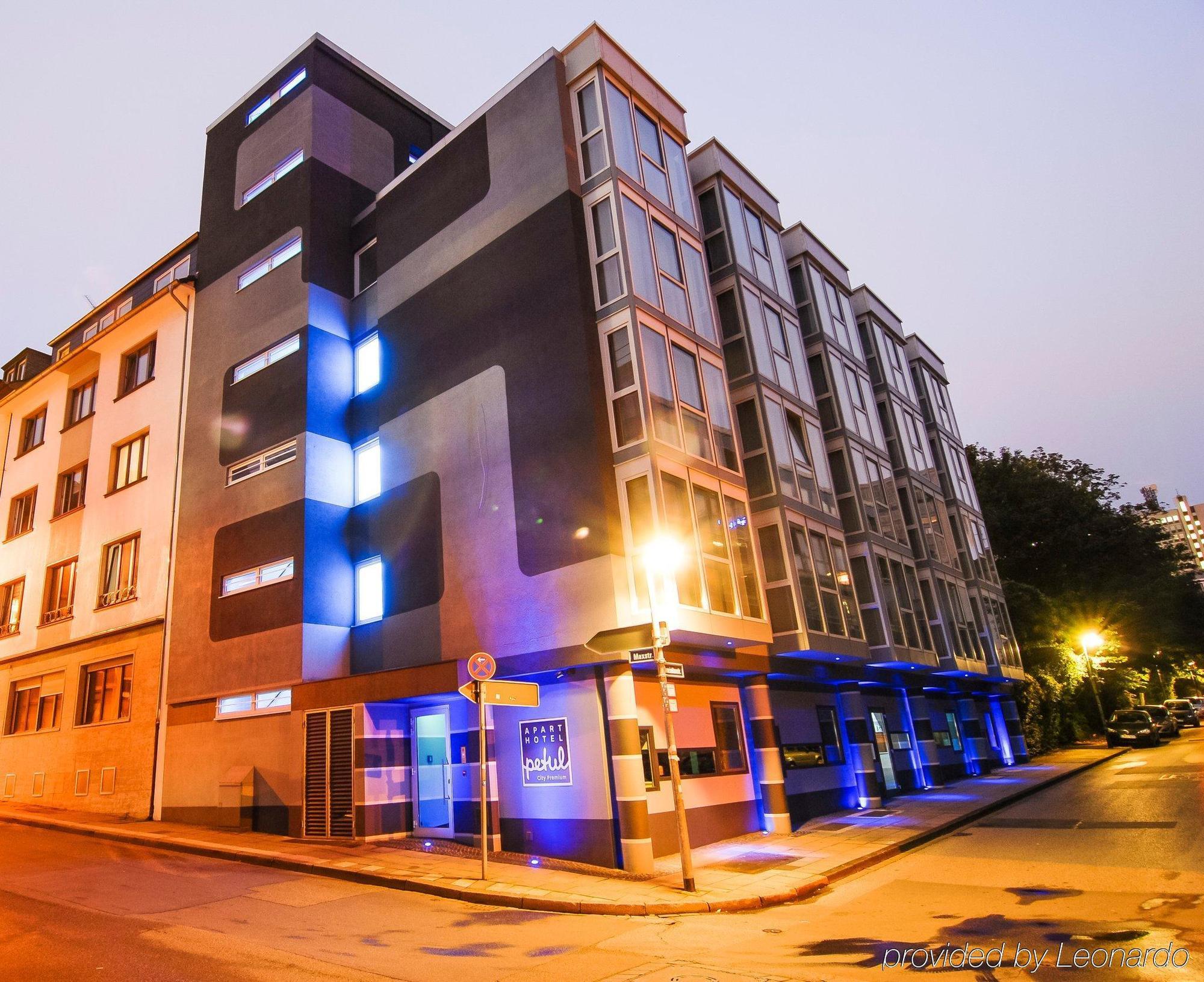 Petul Apart Hotel City Premium Есен Екстериор снимка