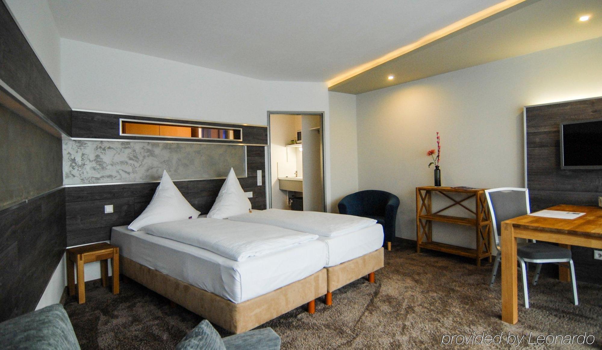 Petul Apart Hotel City Premium Есен Екстериор снимка