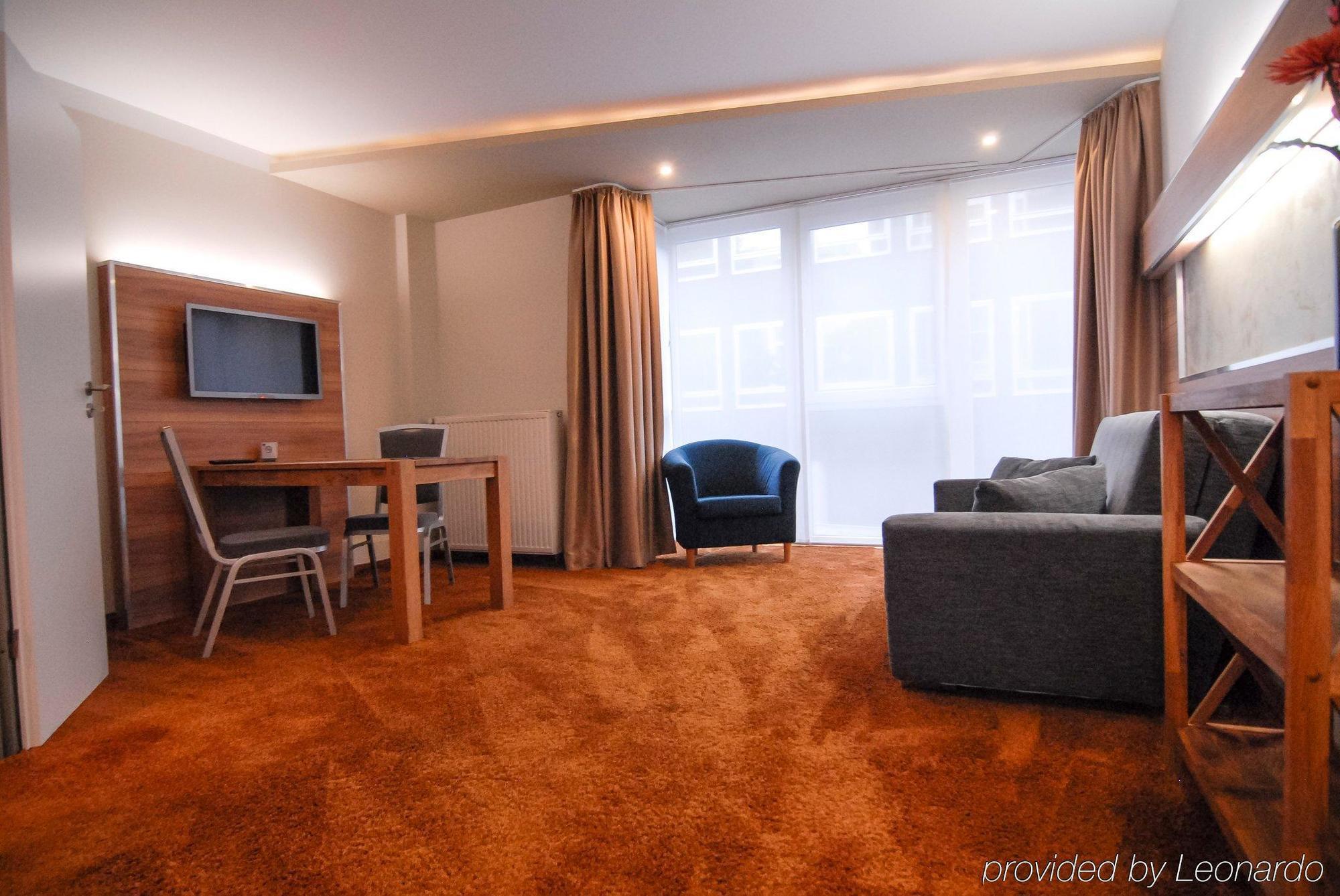 Petul Apart Hotel City Premium Есен Екстериор снимка