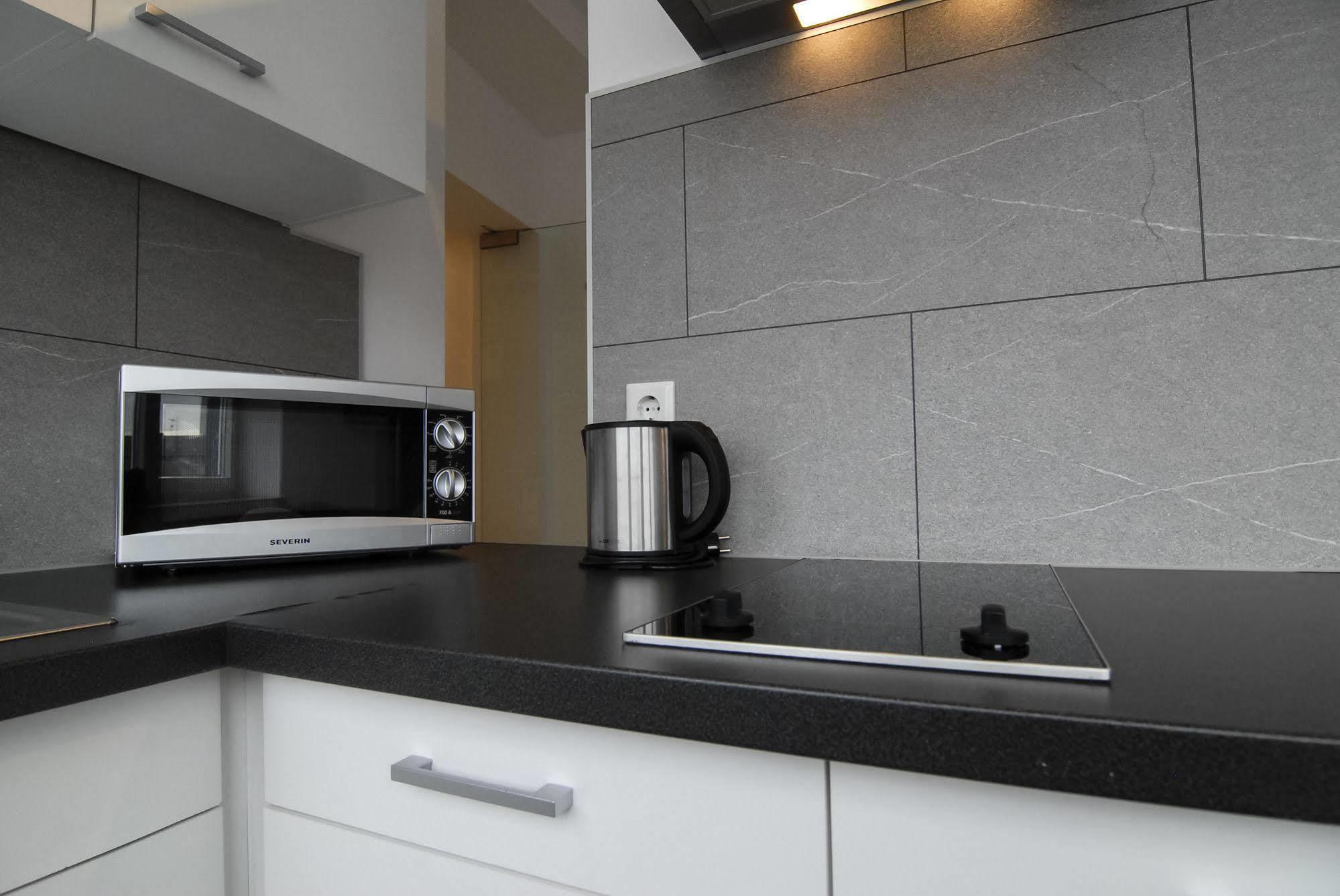 Petul Apart Hotel City Premium Есен Екстериор снимка