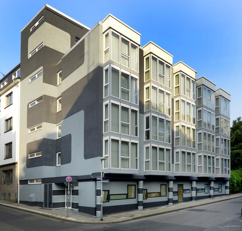 Petul Apart Hotel City Premium Есен Екстериор снимка